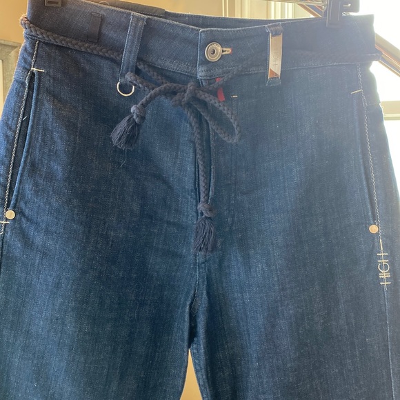 HIGH Tech Highwaisted Jeans with belt superb detailing Mint condition - Picture 2 of 15